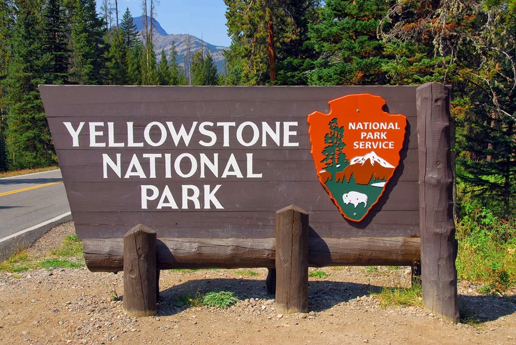 [Yellowstone%2520Sign%255B3%255D.jpg]