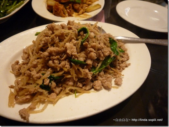 雲筍炒肉絲 雲筍炒肉絲