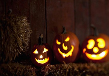 Halloween - pumpkin carving