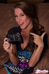 bree-roxx-nude-gamer-1