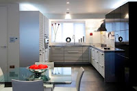 57 Nice Kitchen Designs For a Small House Pictures