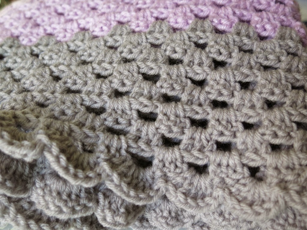 [Crochet%2520simples%2520granny%2520com%2520borda%2520em%2520concha%255B3%255D.jpg]