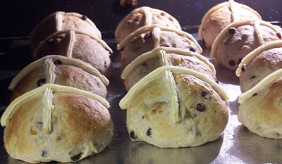 [hotcrossbuns045.jpg]