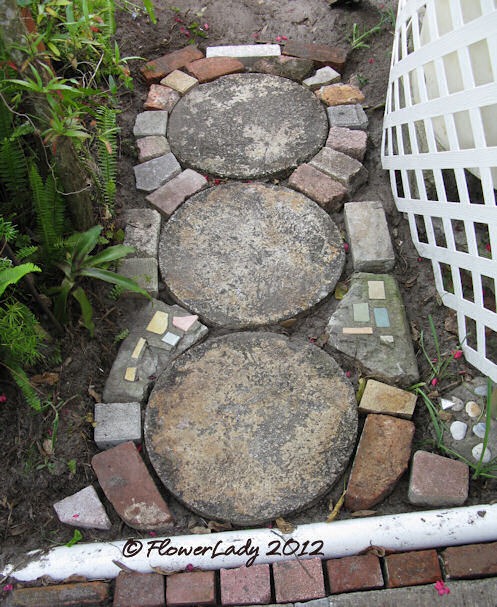 [06-14-path2%255B5%255D.jpg]