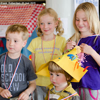 Boekids in de Bibliotheek Rotterdam 21 mei 2011. Op het podium met een medialle, want jij bent GEWELDIG! Special Powers.