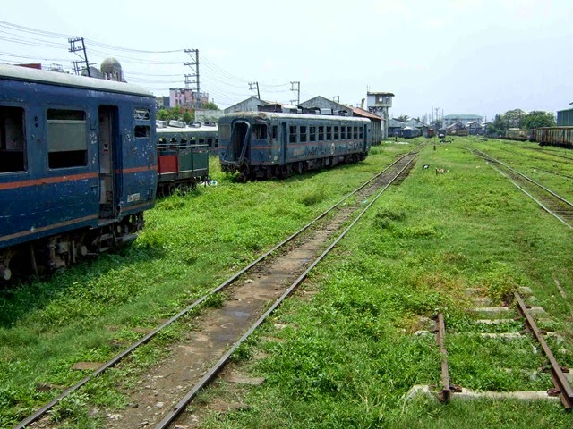 [Philippine_National_Railways_Manila_Tayuman2%2520%25281%2529%255B2%255D.jpg]