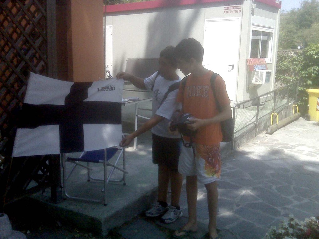 [LEONI%25201%255B3%255D.jpg]