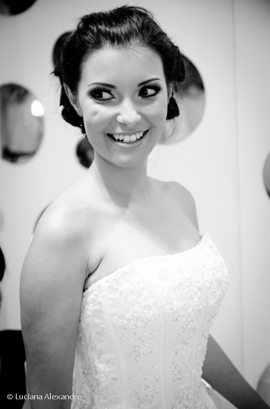 Fotos de Thiara e Dario. Foto numero 0075 da fotografa Luciana Alexandre, de Salvador, BA, que faz fotos de ensaio infantil (fotografia de infantil), fotos de casamento (fotografia de casamento), fotos de gravidas (fotografia de gestantes), fotos de eventos, fotos de festas, fotojornalismo social e videos. Laine coiffeur fotografia de casamento fotojornalismo luciana alexandre feira santana