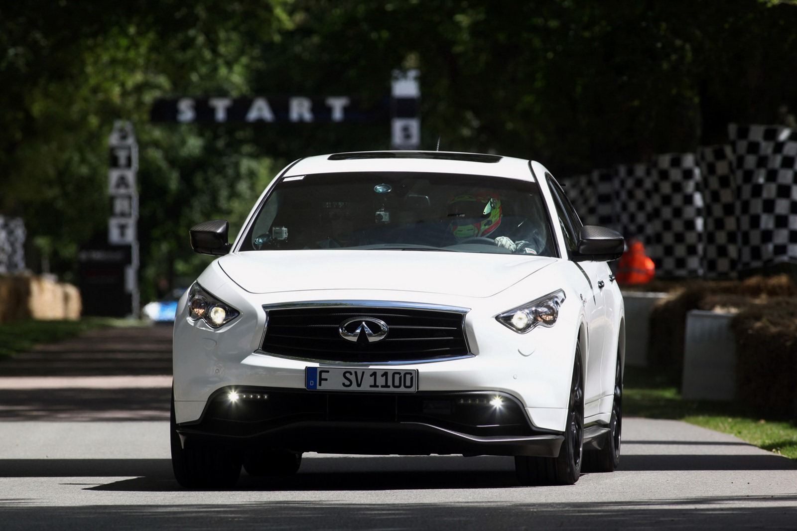 [Infiniti-Goodwood-15%255B2%255D.jpg]