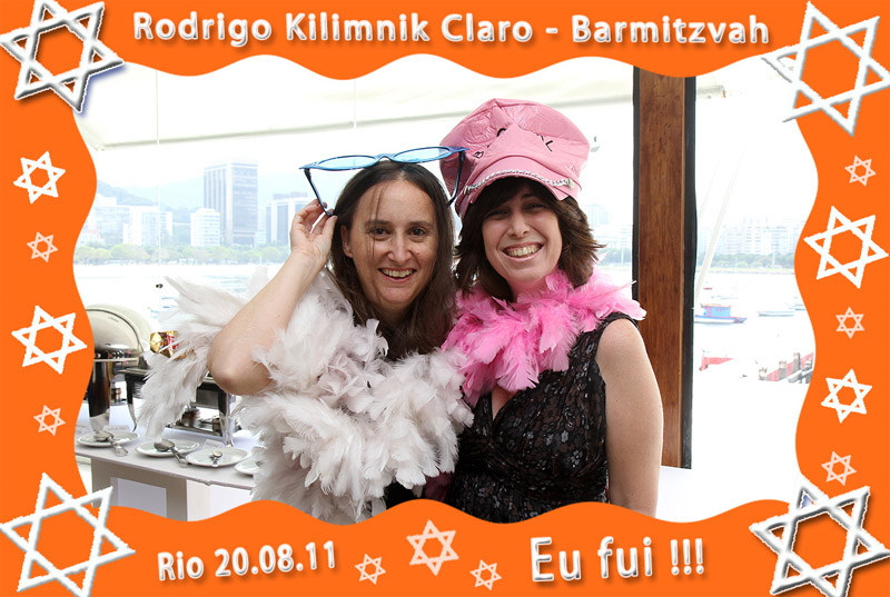 Fotos de Rodrigo Claro - 20.08.11. Foto numero 30 da Social Click Fotografia Digital, do Rio de Janeiro, RJ, que faz fotos divertidas, fotos malucas, fotos com fantasias, fotos na hora, fotografia maluca, fotografia divertida com molduras personalizadas. brindes de casamento foto divertida cobertura fotográfica camarim social click brinde jornalismo fotos divertidas malucas maluca animadas animado animada para debutante festas casamentos noiva fotografos no rio janeiro