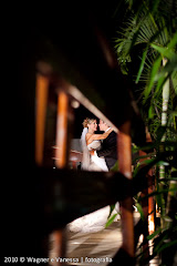 Album (digital) de fotos de Rachel e Naoki. Fotografias digitais dos fotógrafos de casamento Wagner e Vanessa que fazem fotos de casamento (fotografia de casamento) no melhor estilo do fotojornalismo em Niterói, RJ, e outras cidades do Rio de Janeiro. 