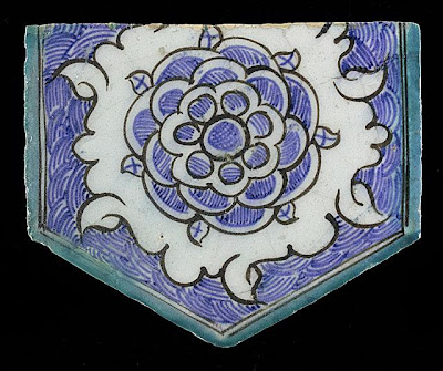 Tile | Origin: Syria or Egypt | Period: 15th century | Collection: The Madina Collection of Islamic Art, gift of Camilla Chandler Frost (M.2002.1.769) | Type: Ceramic; Architectural element, Fritware, underglaze-painted, Height: 5 3/4 in. (14.6 cm); Width: 6 3/4 in. (17.14 cm)
