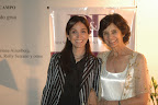 Florencia Solanas Pacheco felicita a Fini Travers de Braun  por la feria y todo el trabajo del año, el cual tambien se publica contínuamente en Mirabaires. Gentileza: D&D.