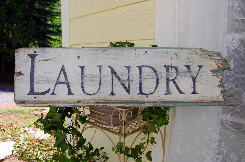 [coastalshabbylaundry%255B8%255D.jpg]
