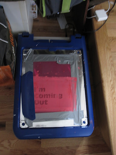 For the goody bags, my husband used our Yudu screen printer (ignore the current screen, it was for a friend's baby shower).