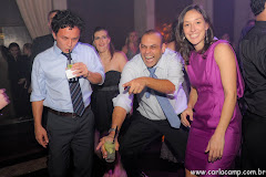 Fotos do evento Maria Isabel e Marcio. Foto numero 1773. Fotografia (fotografias) das fotógrafas profissionais Carla Camp e Vivi Peres, de São Paulo, SP, que, usando o fotojornalismo, fazem fotos de casamento (fotografia de casamento), fotos infantil (fotografia de crianças), fotos corportativas (fotografia empresarial), fotos de 15 anos (fotografia de 15 anos), fotos de bodas (fotografia de bodas), fotos de grávidas (fotografia de gestantes), fotos de aniversários (fotografia de aniversário), fotos de eventos sociais, foto autoral, fotos de família, fotos de festas e ensaios fotográficos. fotos casamento são paulo de sao video sp filmagem para noivas sampa 15 anos festa infantil crianças aniversario infantis foto videos e madrinhas buquê rosas enfeite imagens grávida convites individuais