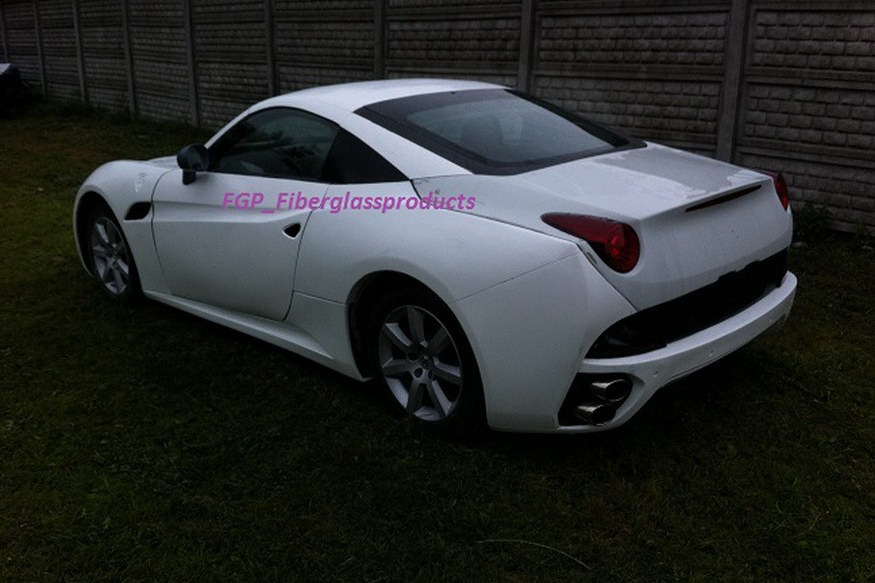 [fERRARI-California-Replica-4%255B5%255D.jpg]