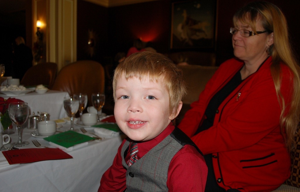 [Teddy%2520Bear%2520Tea%25202012%2520Kyle%2520%25281024x656%2529%255B4%255D.jpg]