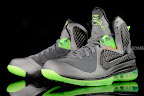 Another Look at Nike LeBron Dunkman Different Version nike lebron 9 gr black green dunkman 3 01 Another Look at Nike LeBron Dunkman Different Version
