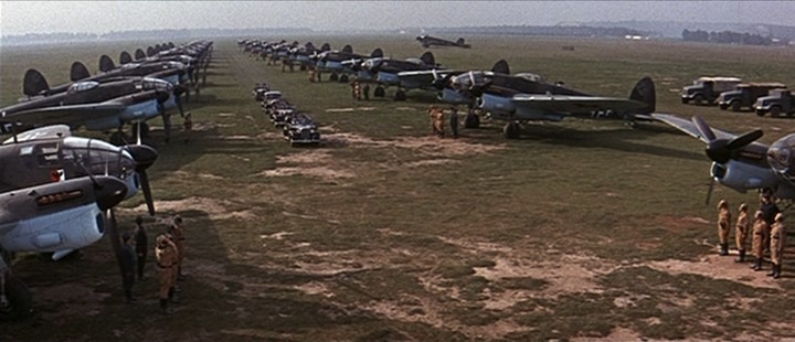 [BoB-Heinkel-Bomber-Inspection2.jpg]