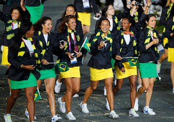 [Brasil%2520esbanja%2520descontra%25C3%25A7%25C3%25A3o%2520na%2520abertura%2520dos%2520Jogos%255B3%255D.jpg]