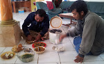 Suasana Sarapan Siang di Al-Barqi