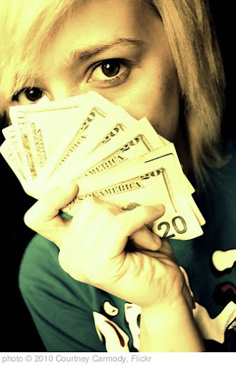 '178/365 - Don't Be Blinded' photo (c) 2010, Courtney Carmody - license: http://creativecommons.org/licenses/by-sa/2.0/