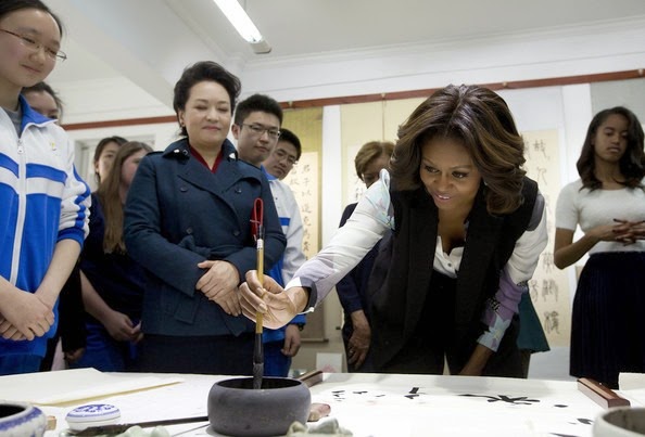 [Michelle%252BObama%252BFirst%252BLady%252BMichelle%252BObama%252BTravels%252BBzniRbpMHGpl%255B7%255D.jpg]