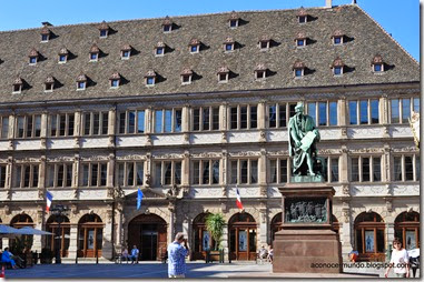 Estrasburgo. Plaza de Gutenberg - DSC_0207