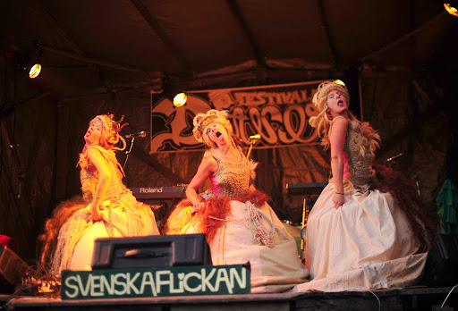 svenska flickan.jpg