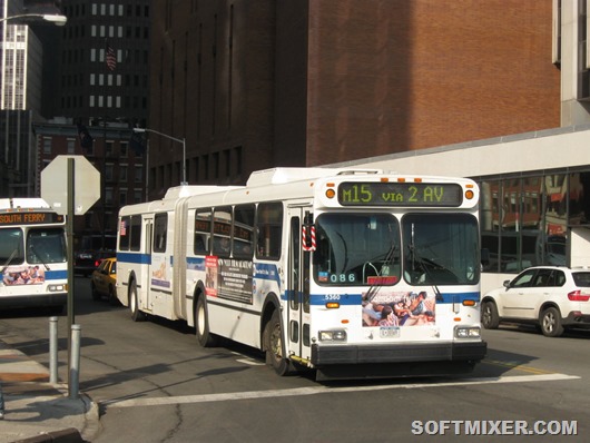 MTA_New_York_City_Bus_New_Flyer_D60HF_5360