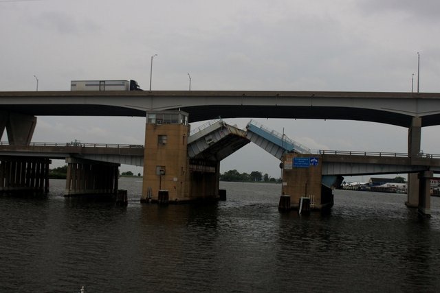 [IMG_44094.jpg]