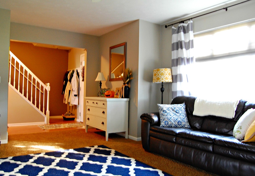 [living%2520room2%255B5%255D.jpg]