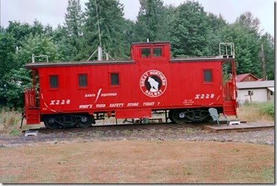 259159346 Great Northern Caboose X228 in Skykomish in 2002