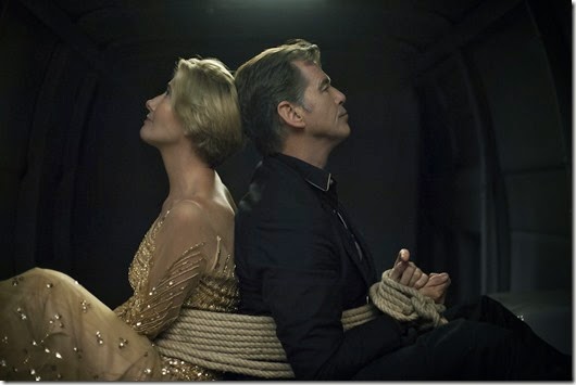 Pierce Brosnan Emma Thompson _ THE LOVE PUNCH Pierce Brosnan Emma Thompson _ THE LOVE PUNCH