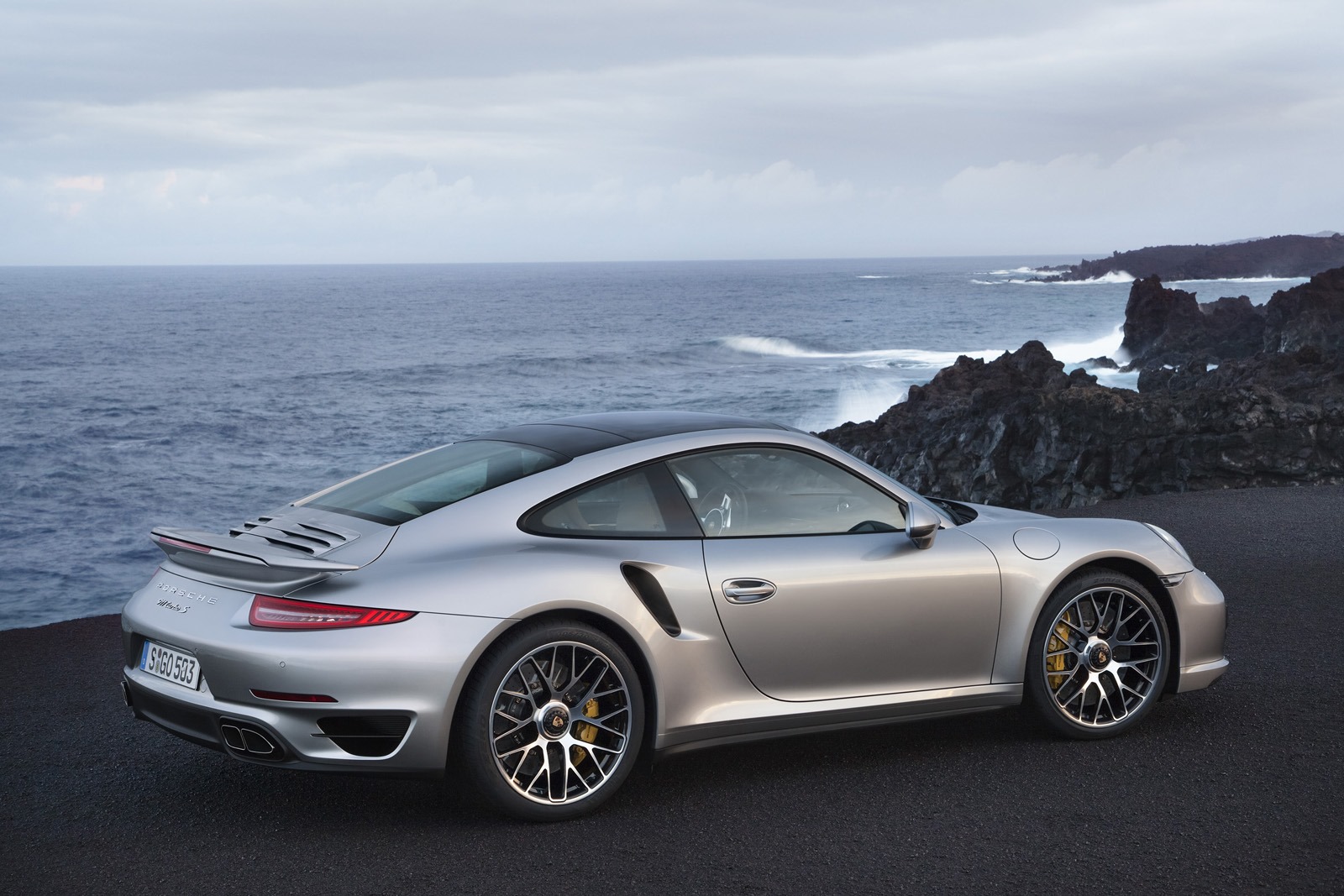 [2014-Porsche-911-Turbo-S-Coupe-8%255B3%255D.jpg]