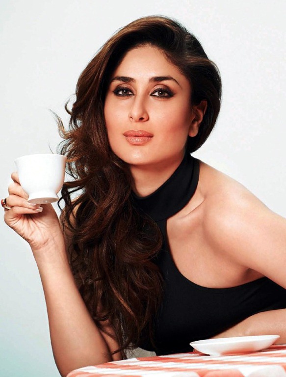 [kareena_kapoor_beautiful_photo%255B7%255D.jpg]