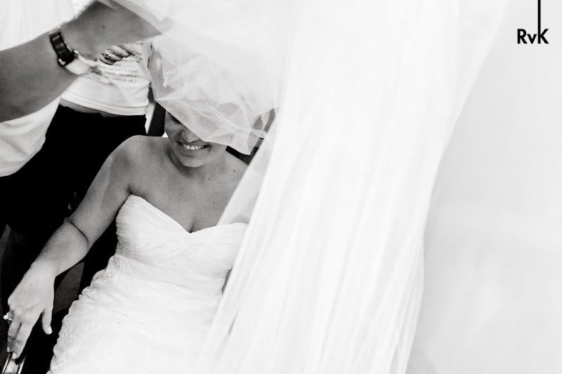 Fotos de Bianca e Luiz Felipe. Foto numero 9 de Rogerio von Kruger, fotografo no Rio de Janeiro (RJ), que faz fotos de casamento, fotos de musica, fotos de shows e fotos de eventos. Rogerio von Kruger faz fotos digitais de casamento no Rio de Janeiro, RJ. fotos de casamento foto digital rio janeiro rj festa noiva noivas festas album casamentos digitais retrato fotografia video fotografo