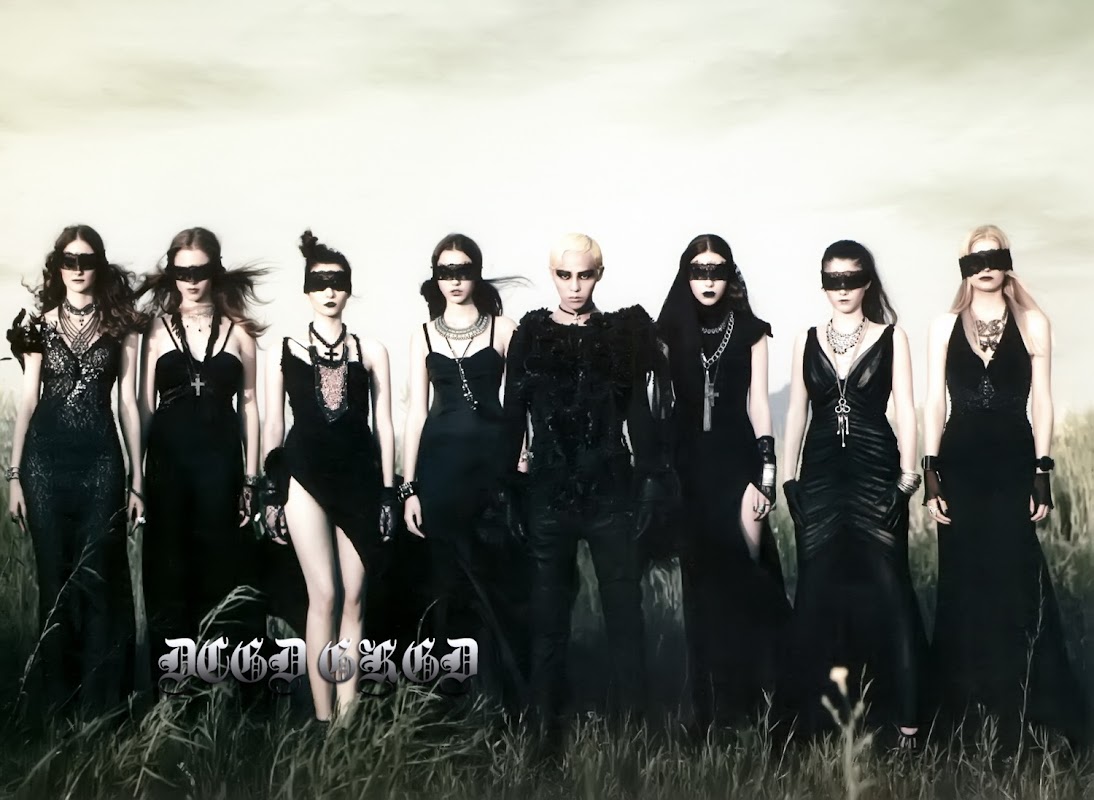 G-Dragon - One Of A Kind - 2012 - Bronze Ver. - 02.jpg