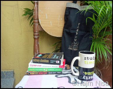 Bags in Black Clean planet tote in black