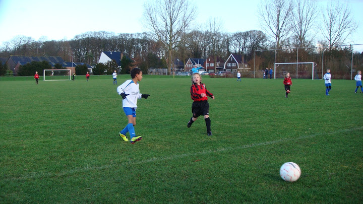 2011 - 17 DEC - WVV F3 - BATO F1 019.jpg