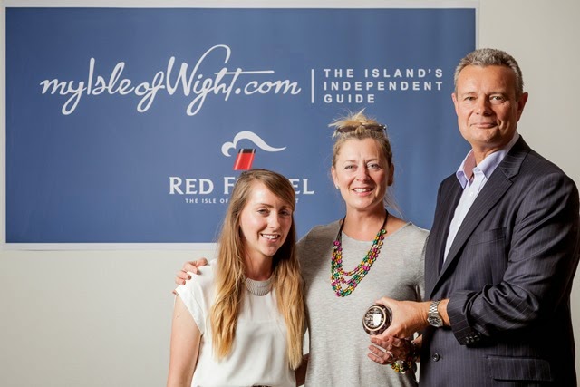 [Fern%2520and%2520Sally%2520Award%255B3%255D.jpg]