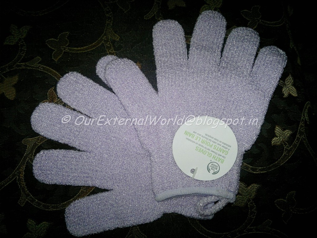 [The-Body-Shop-Bath-Gloves-2%255B3%255D.jpg]