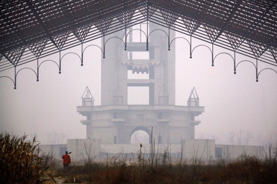 Parque abandonado na China 19