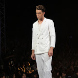 Philippine Fashion Week Spring Summer 2013 Milanos (24).JPG