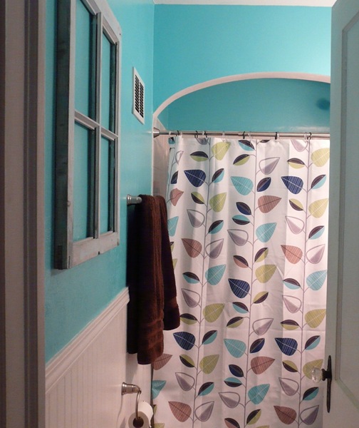 bathroom bathroom