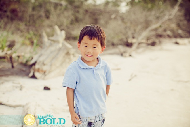 [Family%2520Beach%2520Portraits%2520by%2520Freshly%2520Bold-0053%255B3%255D.jpg]