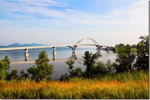 Champlain Bridge 1