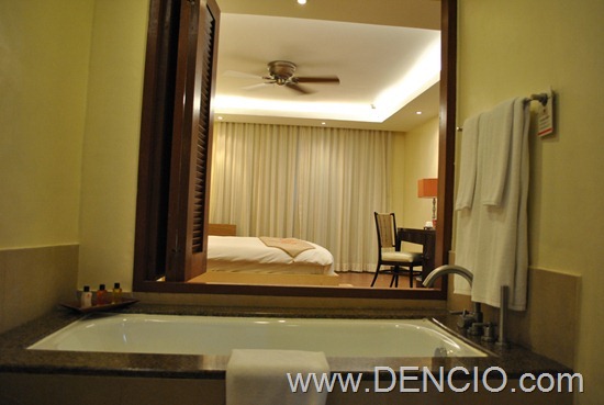 Crimson Resort and Spa Mactan Cebu Rooms 157