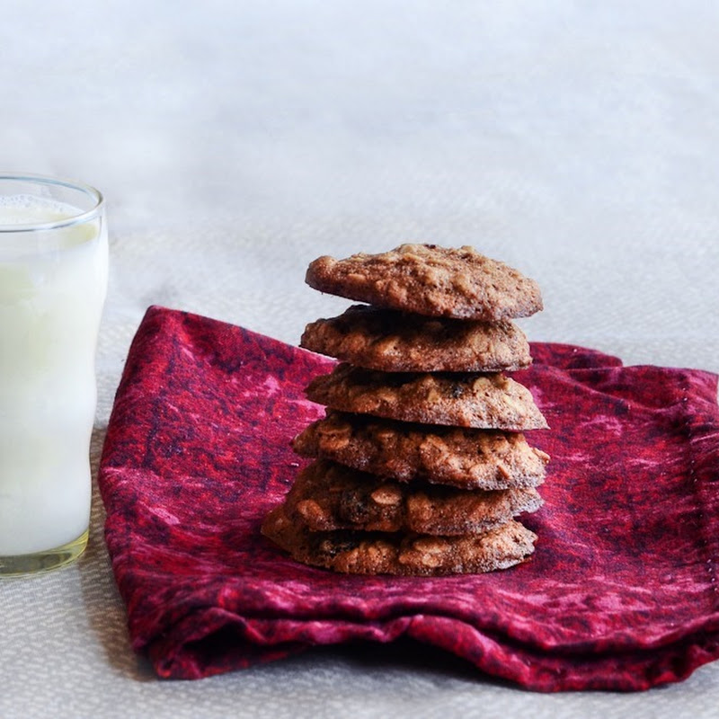 Oatmeal cookies, two kinds